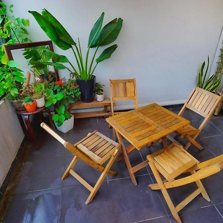 Khach San Giao Thong Hotel Ханой Екстериор снимка