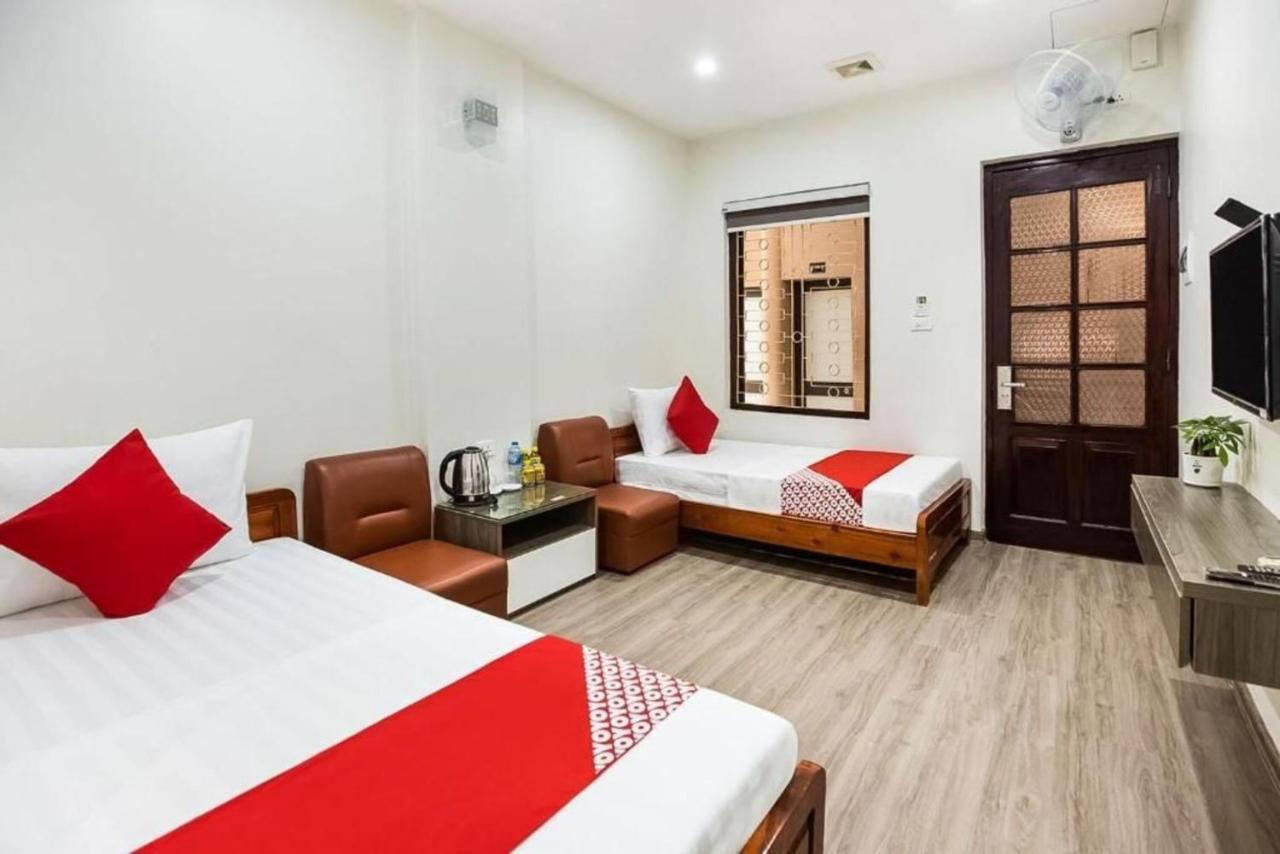 Khach San Giao Thong Hotel Ханой Екстериор снимка