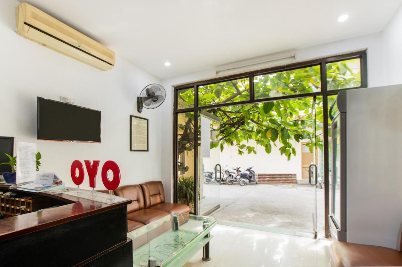 Khach San Giao Thong Hotel Ханой Екстериор снимка