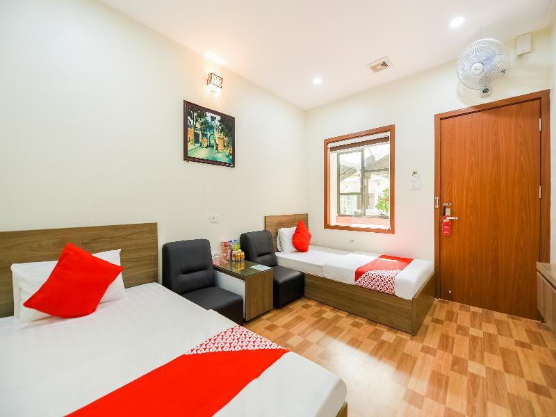 Khach San Giao Thong Hotel Ханой Екстериор снимка